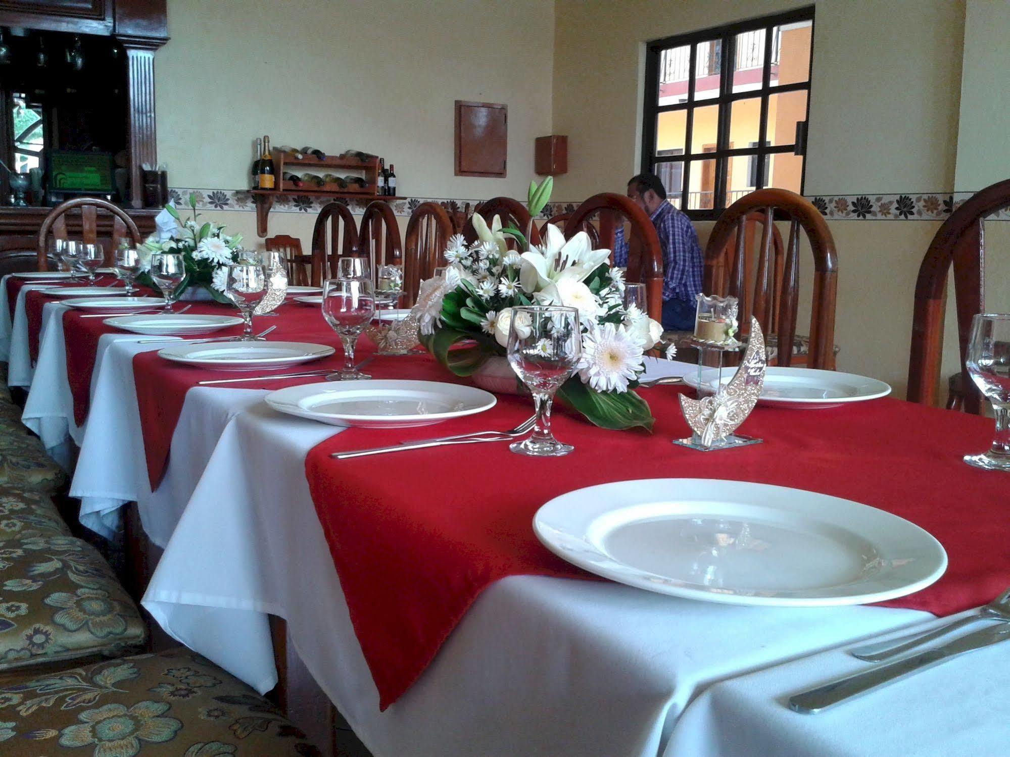 Hotel Arcos Del Parque Acayucan Luaran gambar