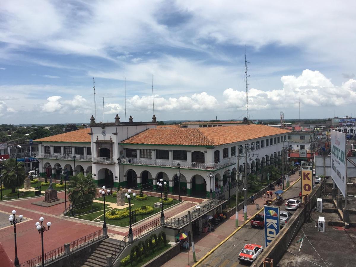 Hotel Arcos Del Parque Acayucan Luaran gambar