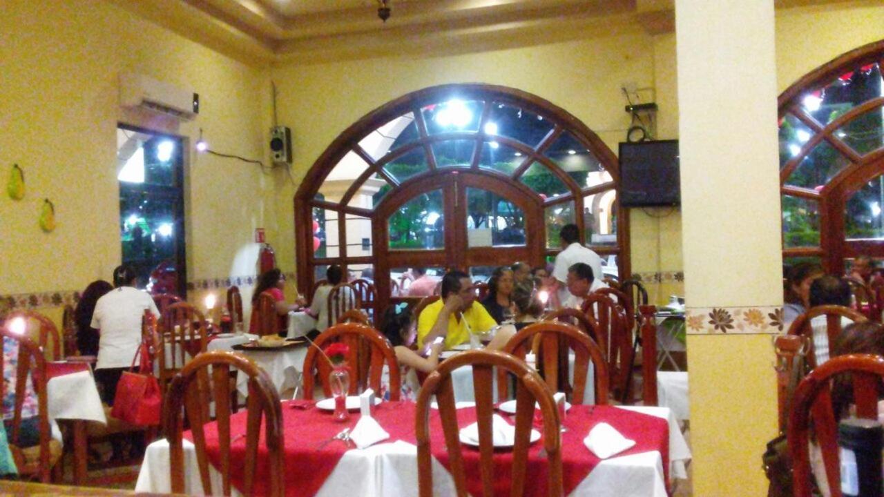 Hotel Arcos Del Parque Acayucan Luaran gambar